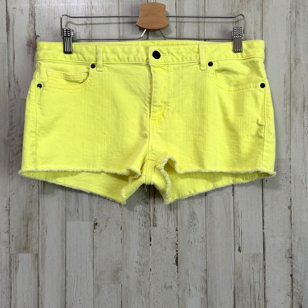 Michael Kors Jean Shorts 10 Neon Yellow Cut Off Shorty Mid Rise Summer Party
